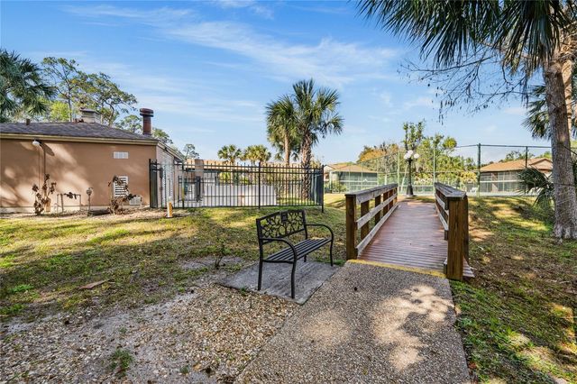 100 SWEETGUM WOODS COURT 13D, Deltona, FL 32725