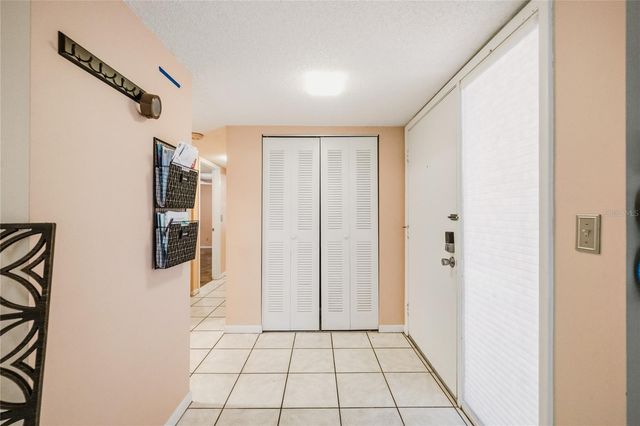 100 SWEETGUM WOODS COURT 13D, Deltona, FL 32725