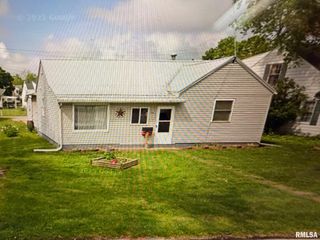 318 SPRINGFIELD Road, Taylorville, IL 62568