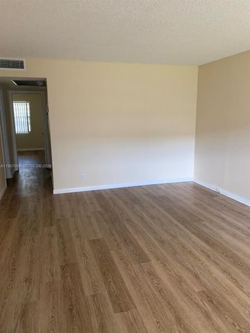 475 Fanshaw L, Boca Raton, FL 33434