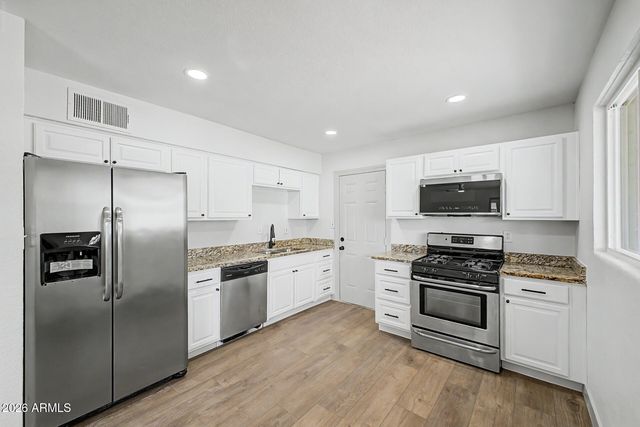 3152 N 24TH Drive, Phoenix, AZ 85015