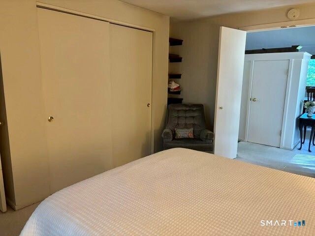 1 Butternut Circle 1, Avon, CT 06001