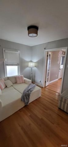 6225 Bradley Avenue, St Louis, MO 63139