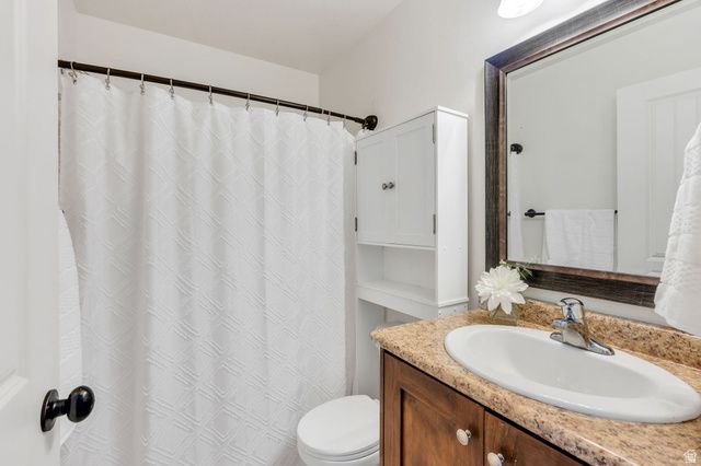 10262 S MILLERTON DR, South Jordan, UT 84009