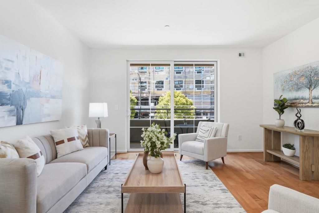 Image 10 of property listing at 1388 Broadway 285, Millbrae, CA 94030