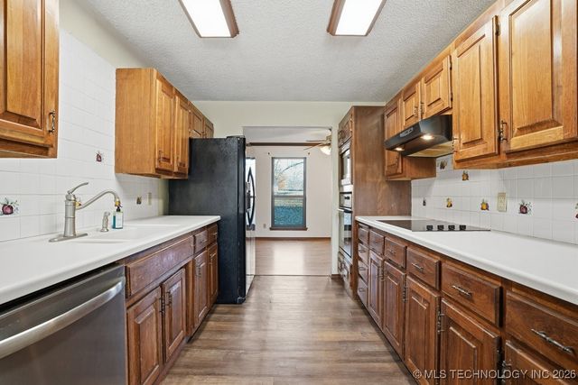 6350 S 249th East Avenue, Broken Arrow, OK 74014