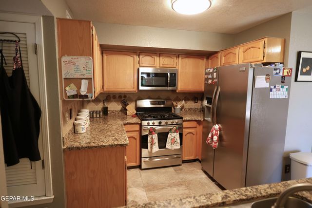 4373 Loma De Oro Drive, El Paso, TX 79934