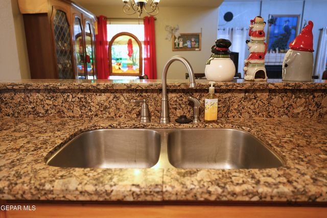 4373 Loma De Oro Drive, El Paso, TX 79934