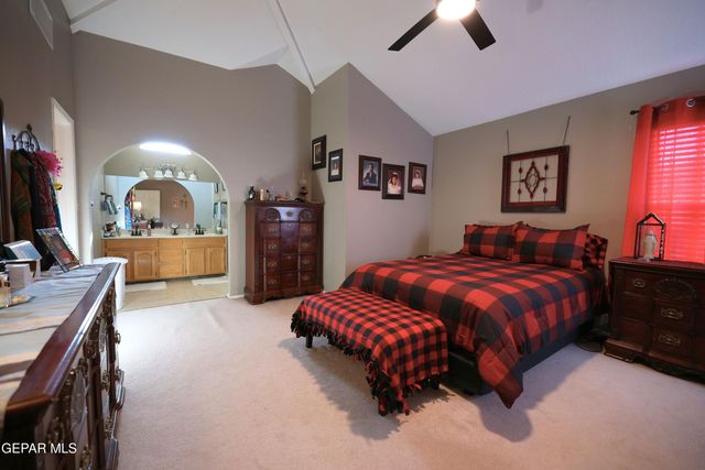 4373 Loma De Oro Drive, El Paso, TX 79934