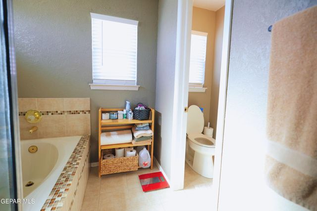 4373 Loma De Oro Drive, El Paso, TX 79934