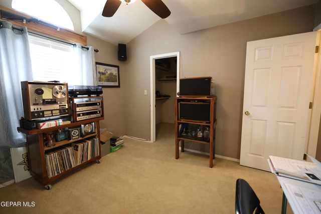 4373 Loma De Oro Drive, El Paso, TX 79934