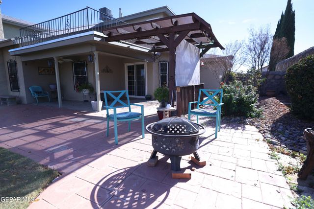 4373 Loma De Oro Drive, El Paso, TX 79934