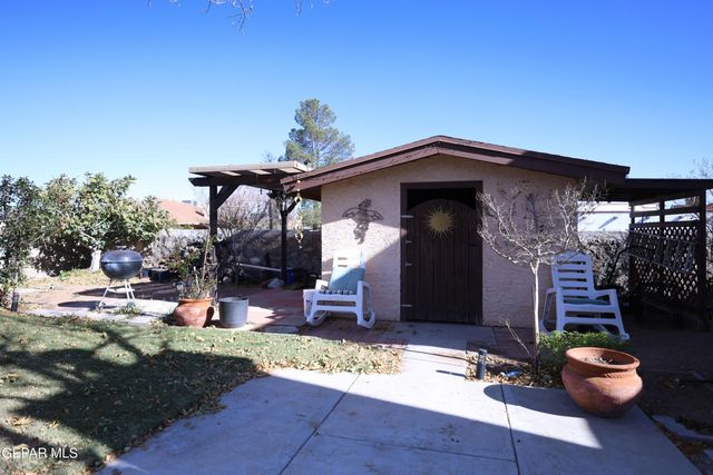 4373 Loma De Oro Drive, El Paso, TX 79934