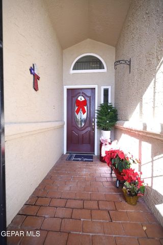 4373 Loma De Oro Drive, El Paso, TX 79934