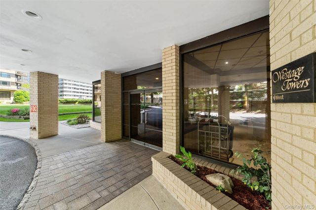 25 Rockledge 606, White Plains, NY 10601