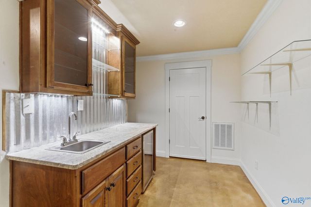 6408 Midtowne Lane NW, Huntsville, AL 35806