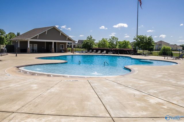 6408 Midtowne Lane NW, Huntsville, AL 35806