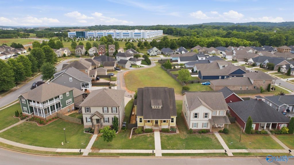 6408 Midtowne Lane NW, Huntsville, AL 35806