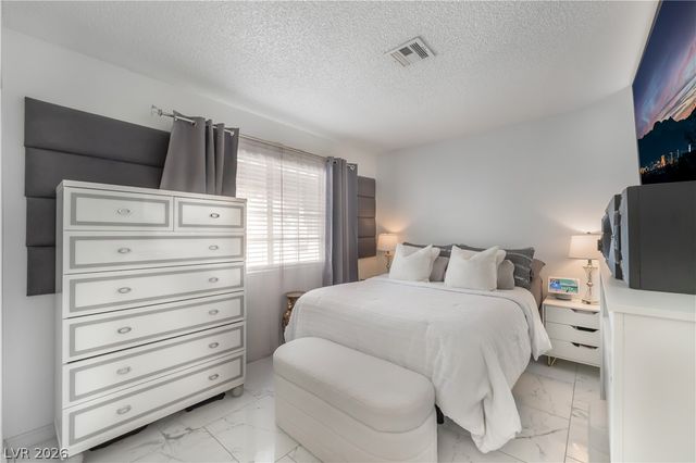 2128 Chertsey Drive C, Las Vegas, NV 89108