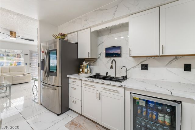 2128 Chertsey Drive C, Las Vegas, NV 89108