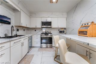 2128 Chertsey Drive C, Las Vegas, NV 89108