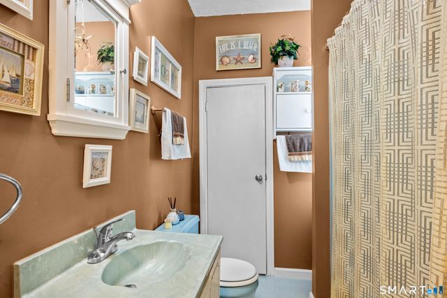 58 Vivian Street, Waterford, CT 06385