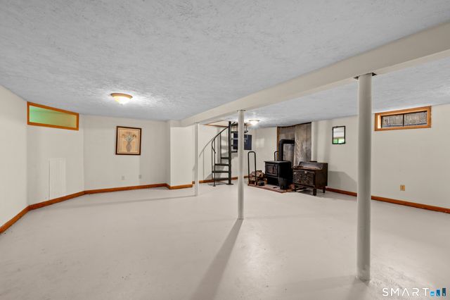 58 Vivian Street, Waterford, CT 06385