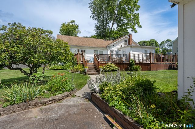 58 Vivian Street, Waterford, CT 06385
