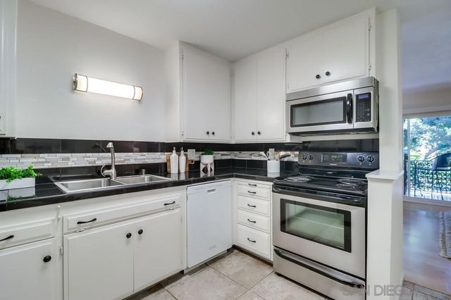 2244 2nd Ave 25, San Diego, CA 92101