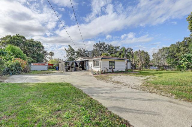 3510 MOORES LAKE ROAD, Dover, FL 33527