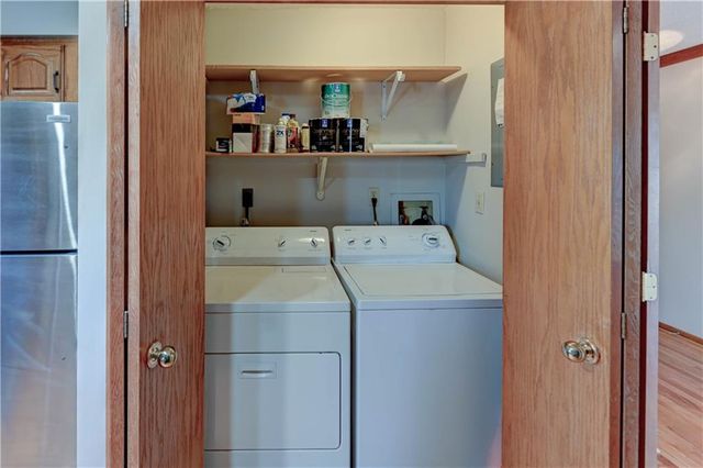 1133 A NW 12th Street A, Blue Springs, MO 64015