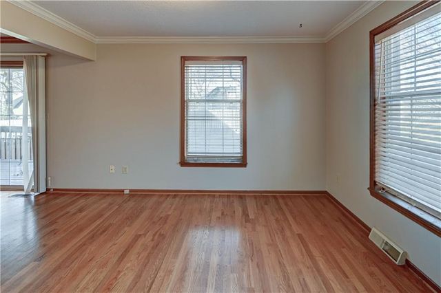 1133 A NW 12th Street A, Blue Springs, MO 64015