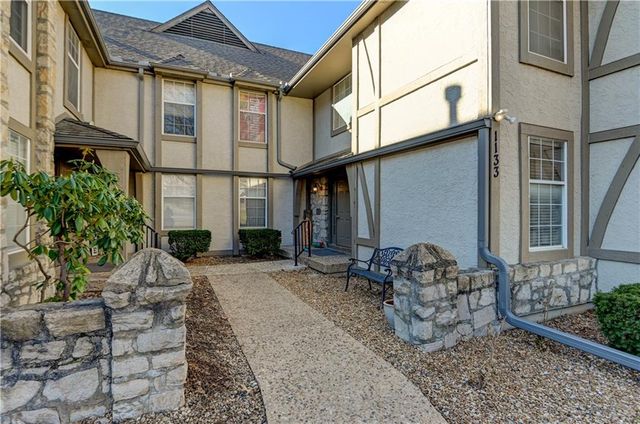 1133 A NW 12th Street A, Blue Springs, MO 64015