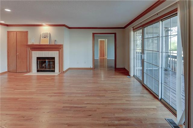 1133 A NW 12th Street A, Blue Springs, MO 64015