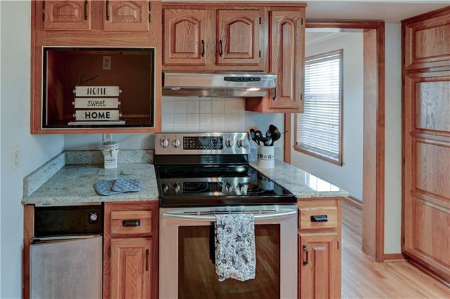 1133 A NW 12th Street A, Blue Springs, MO 64015