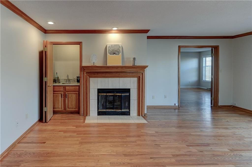 1133 A NW 12th Street A, Blue Springs, MO 64015