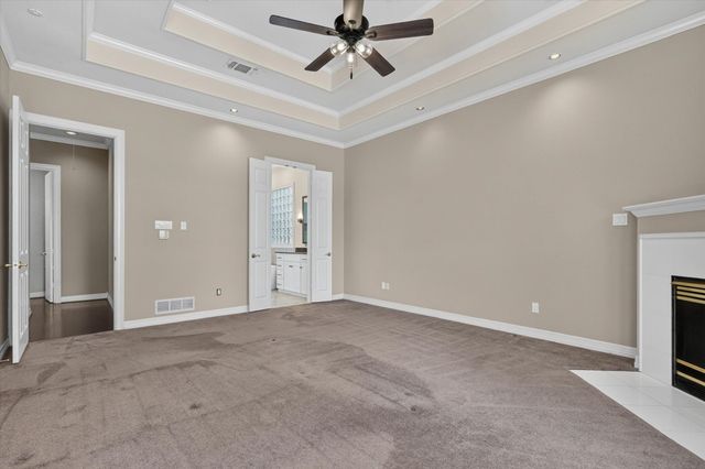 702 Buttermilk Drive, Arlington, TX 76006