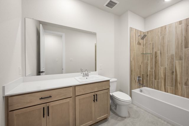 11757 Edgewood Drive, Justin, TX 76247