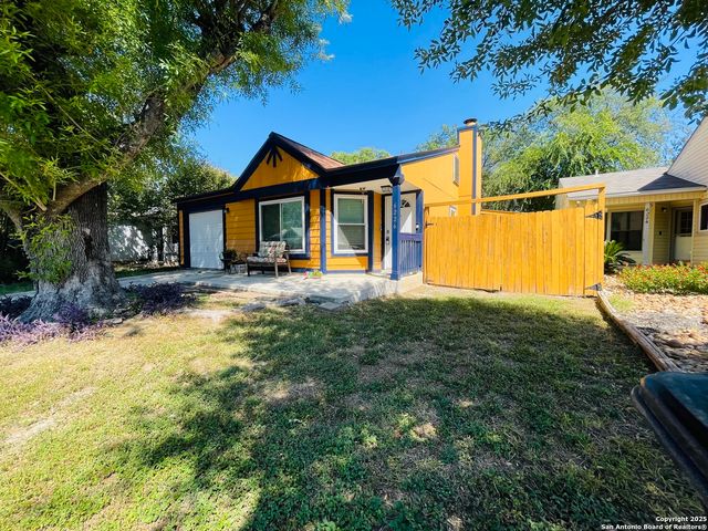 6226 Valley Castle, San Antonio, TX 78250