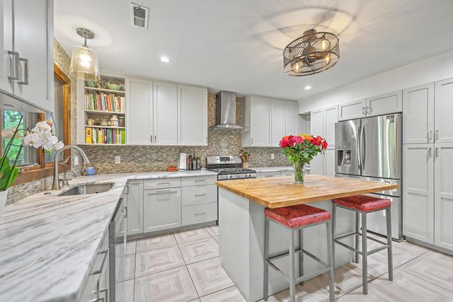 38 Crosscreek Drive, Charleston, SC 29412