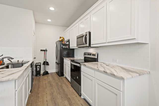 6805 Joelene Rae Drive, Arlington, TX 76001