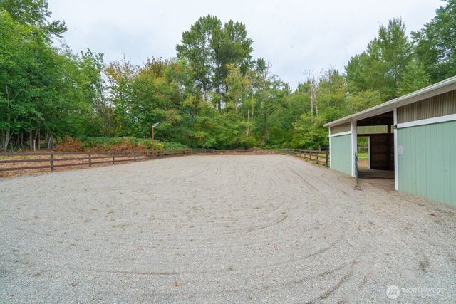 20916 Edwards Road E, Lake Tapps, WA 98391