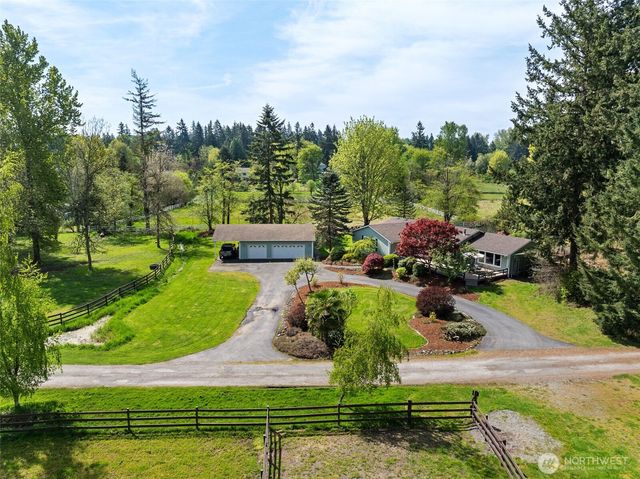 20916 Edwards Road E, Lake Tapps, WA 98391