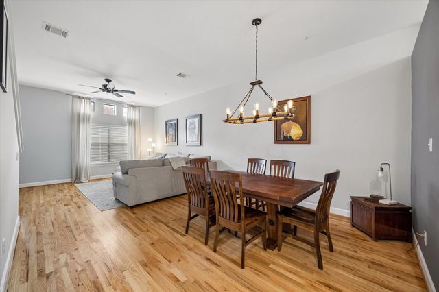 8715 Meadowcroft Drive 1102, Houston, TX 77063