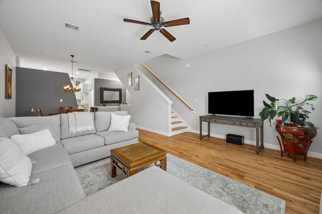 8715 Meadowcroft Drive 1102, Houston, TX 77063