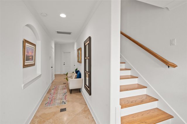 6500 Calder Street B, Houston, TX 77007