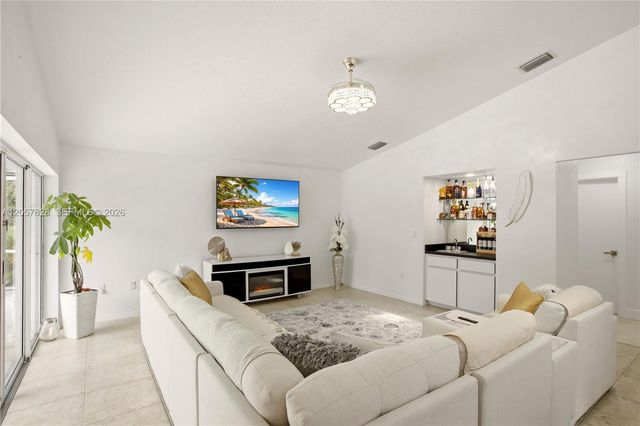 1169 Presque Isle Dr, Port Charlotte, FL 33952