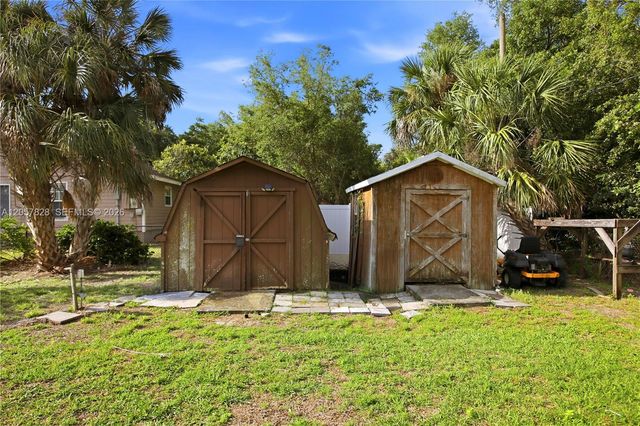 1169 Presque Isle Dr, Port Charlotte, FL 33952
