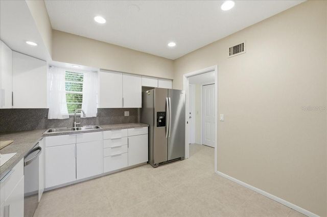 2285 ISRAELI DRIVE 45, Clearwater, FL 33763