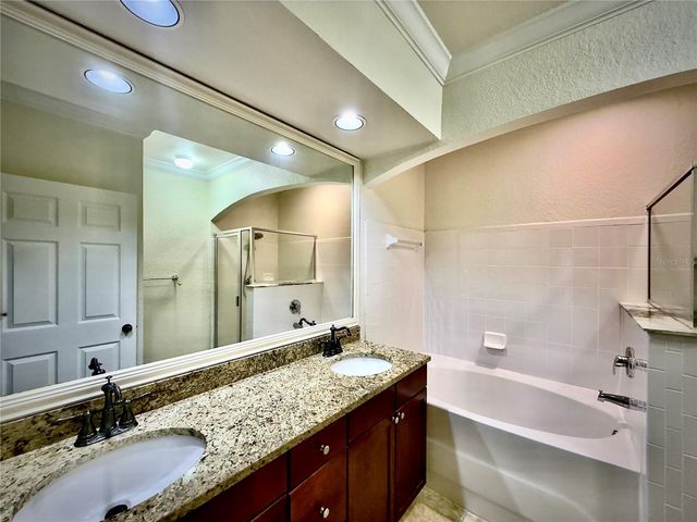 240 VILLA DI ESTE TERRACE 204, Lake Mary, FL 32746